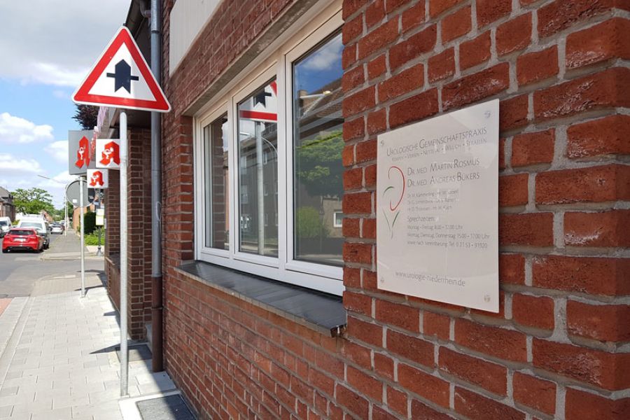 Aussenansicht der Praxis in Lobberich